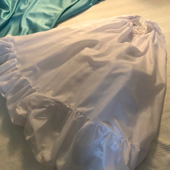 Prom / Bridesmaid Dress - Picture 9 of 13